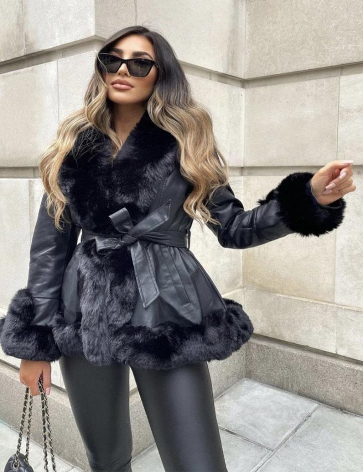 EB | Damen Winterjacke mit Kunstfell und Gürtel