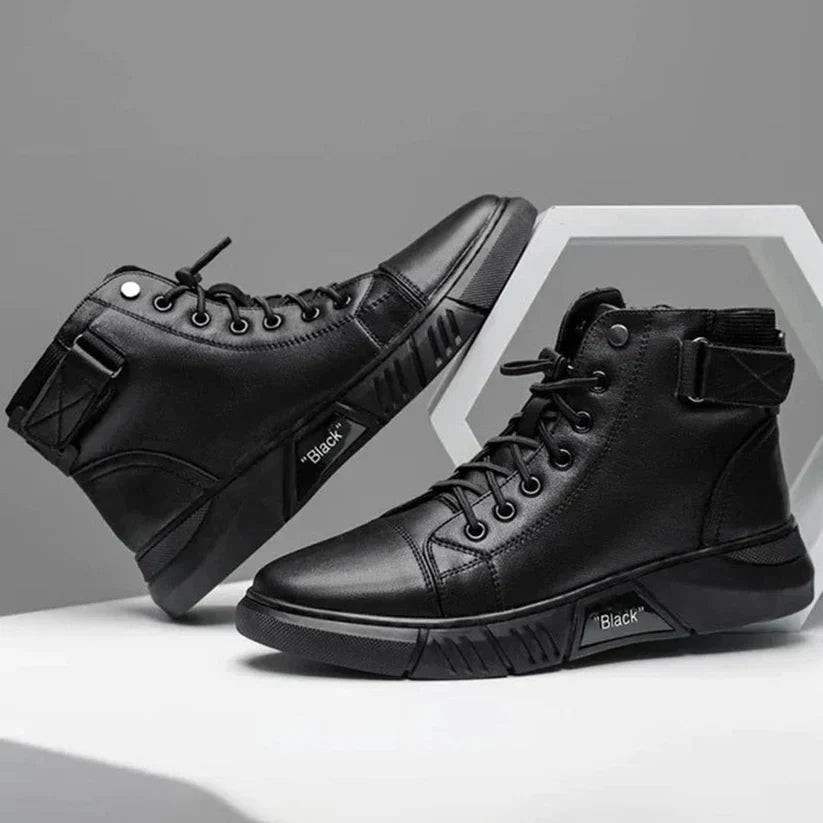 EB | Schwarze warme Stiefel