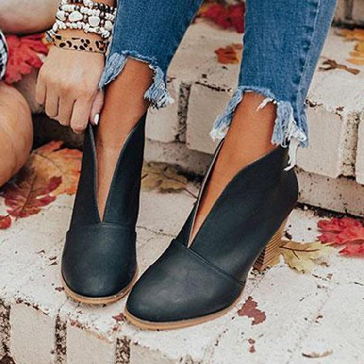 EB | Blockabsatz Stiefeletten mit Seitlichem Ausschnitt für Frauen