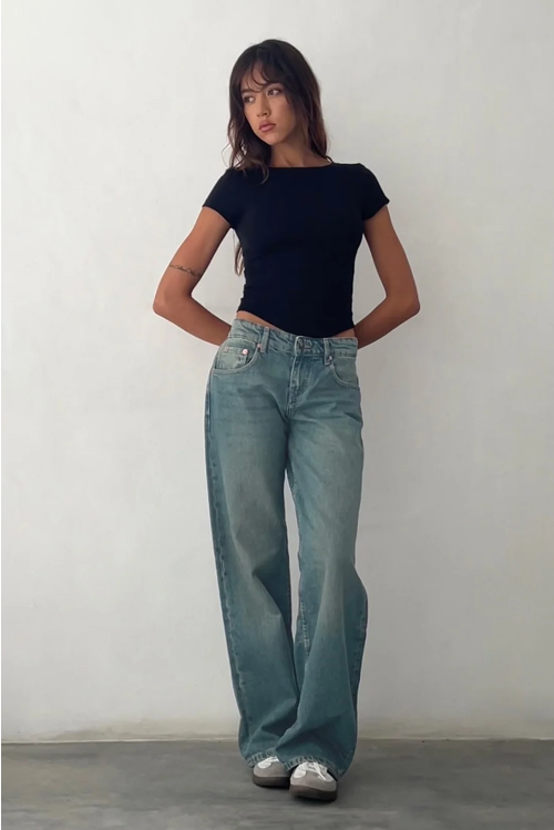 EB | Low Rise Jeans
