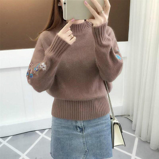 EB | Strickpullover mit floraler Stickerei