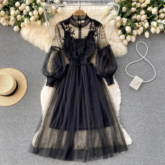 EB | Florales Blumenkleid
