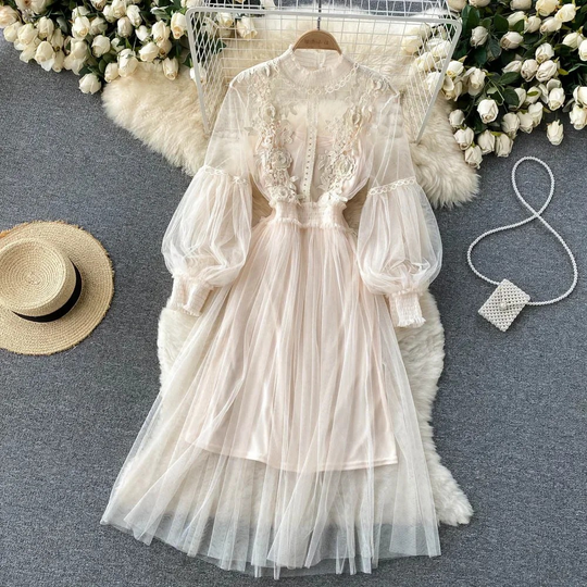 EB | Florales Blumenkleid