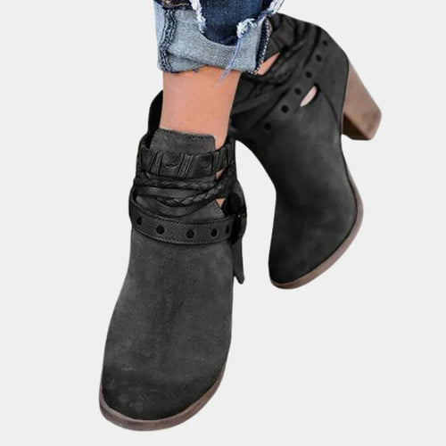 EB | Trendy ladies boots