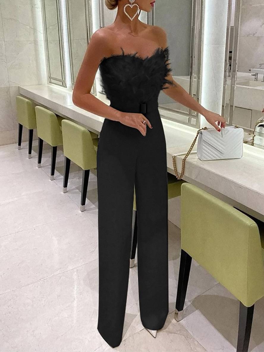 EB | Kombination Tube mit Gerader Beinform Bustier mit Federn Elegante Frau Weiß