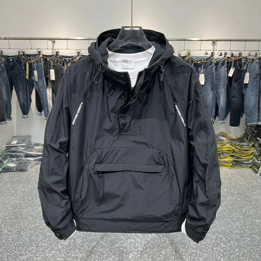EB | Moderner Windbreaker mit Kapuze