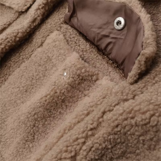 EB | Kurze Damenjacke mit Teddyfleece