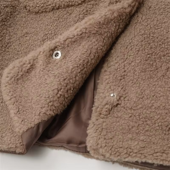 EB | Kurze Damenjacke mit Teddyfleece