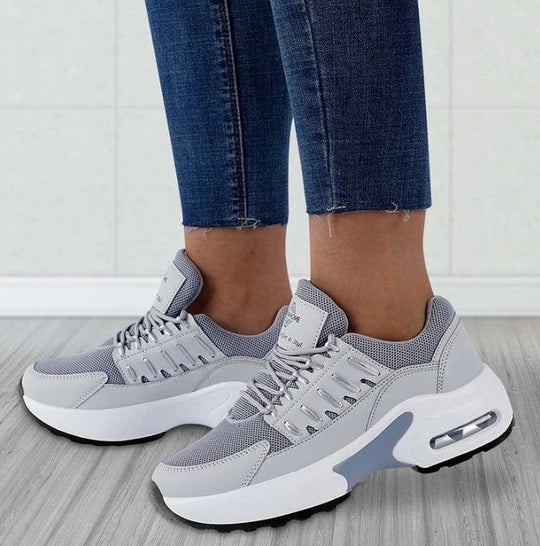 Schwarze DesignerAirSneaker EB