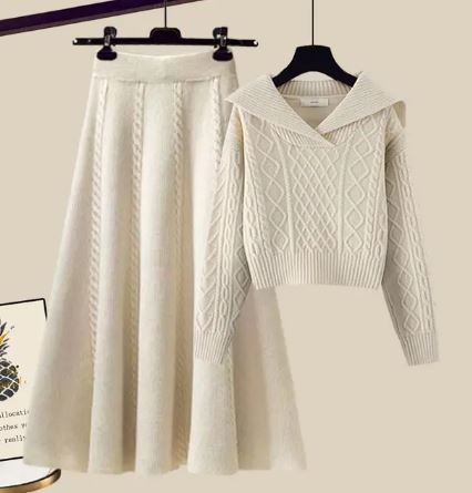 EB | Zweiteiliges Satz Bestehend Aus Gestricktem Pullover und Halbrock