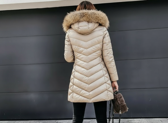 EB | Daunenjacke mit Fellkragen - Warme Winterjacke