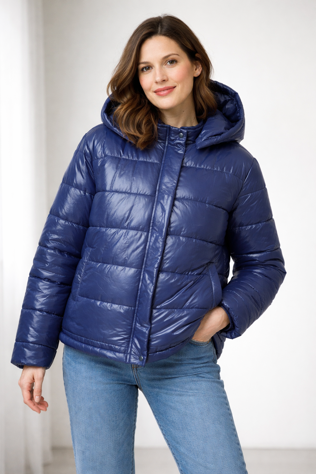 EB | Damen Glänzende Pufferjacke mit Kapuze und Wattierung
