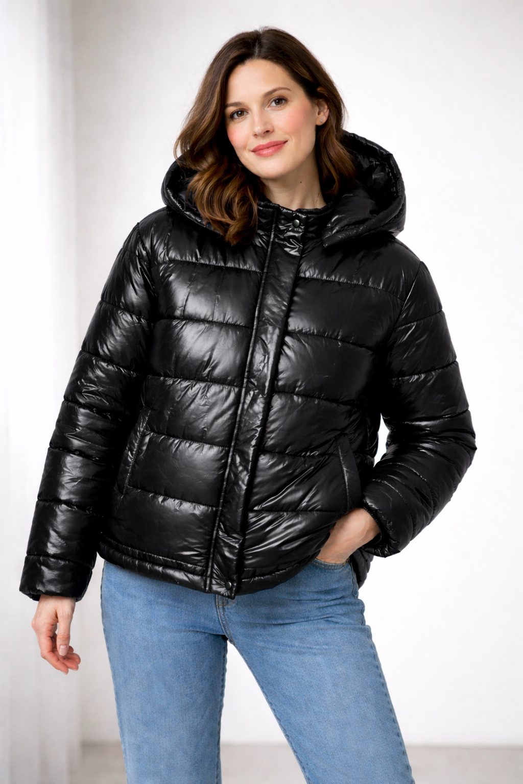 EB | Damen Glänzende Pufferjacke mit Kapuze und Wattierung