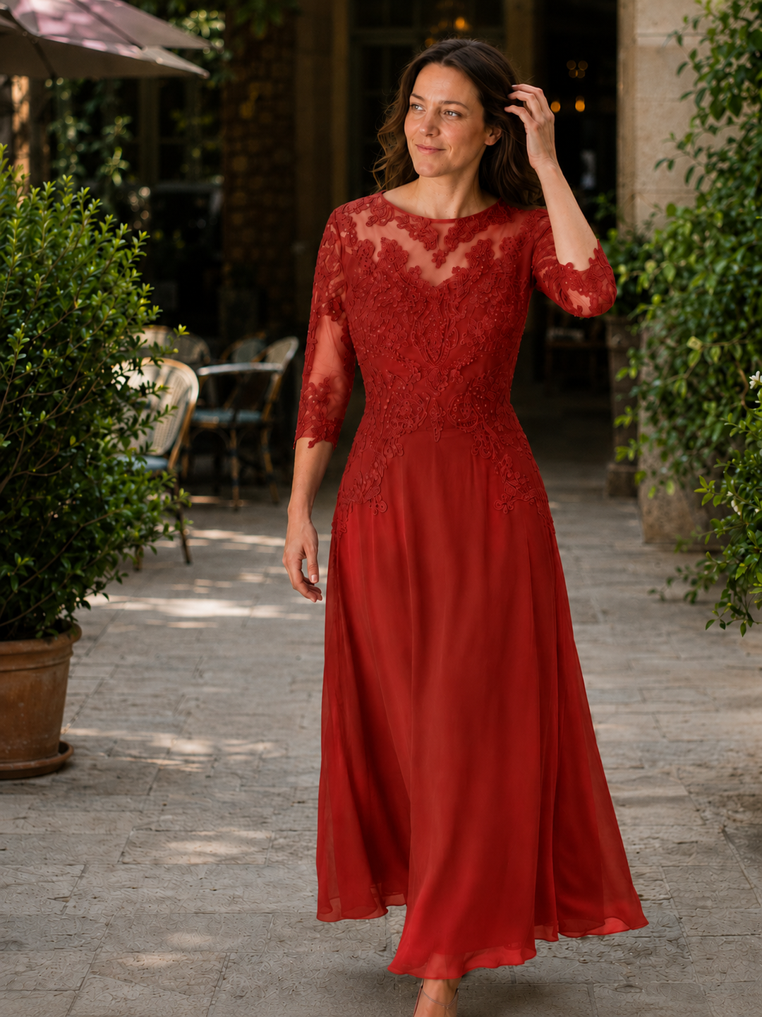 EB Damen Abendkleid mit Spitzenoberteil und fließendem Rock