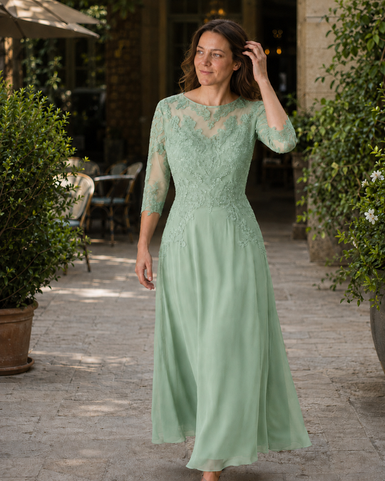 EB Damen Abendkleid mit Spitzenoberteil und fließendem Rock
