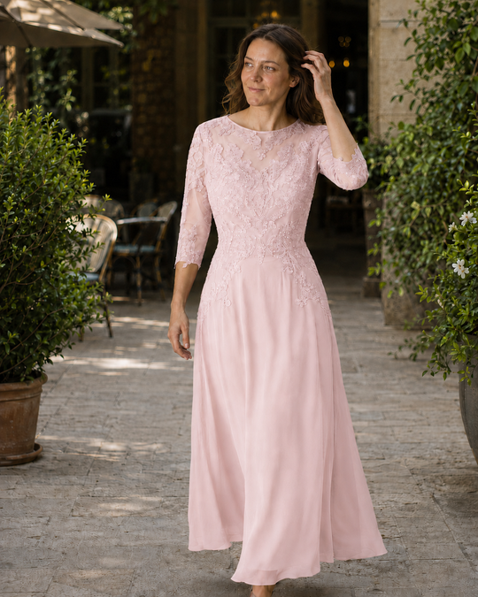 EB Damen Abendkleid mit Spitzenoberteil und fließendem Rock