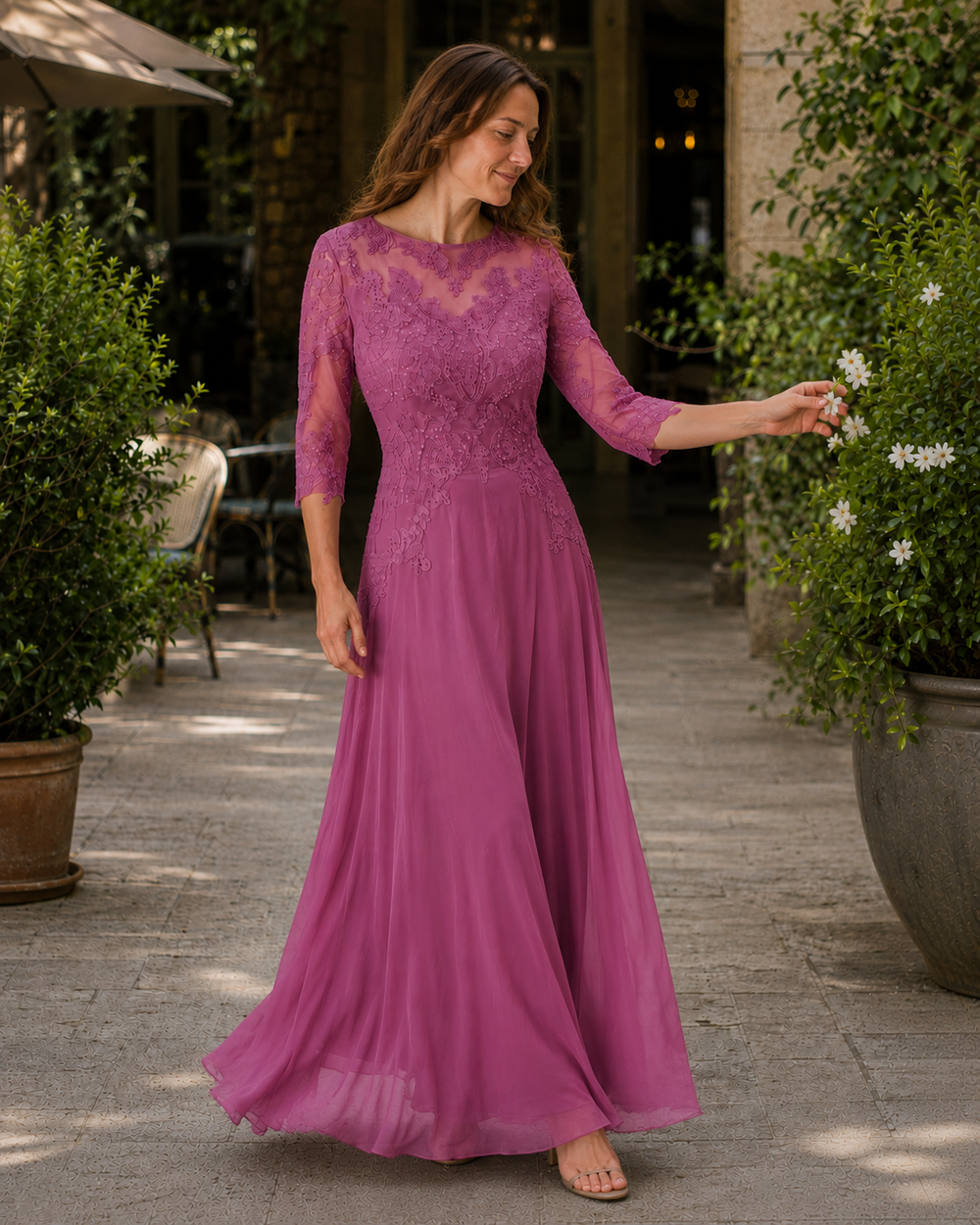 EB Damen Abendkleid mit Spitzenoberteil und fließendem Rock