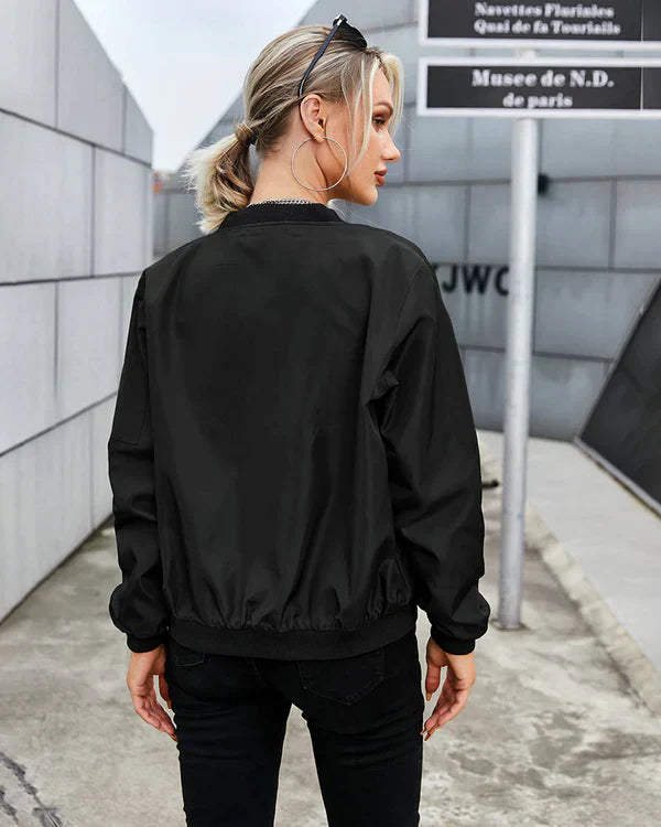 EB | Schicke und Vielseitige Winterjacke