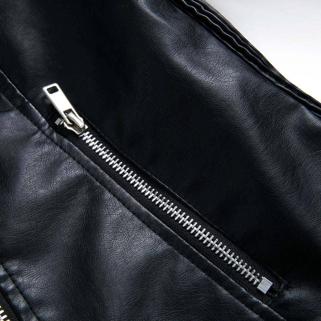 EB | Stilvolle Herbstlederjacke