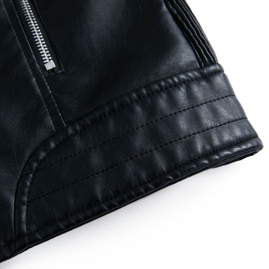 EB | Stilvolle Herbstlederjacke