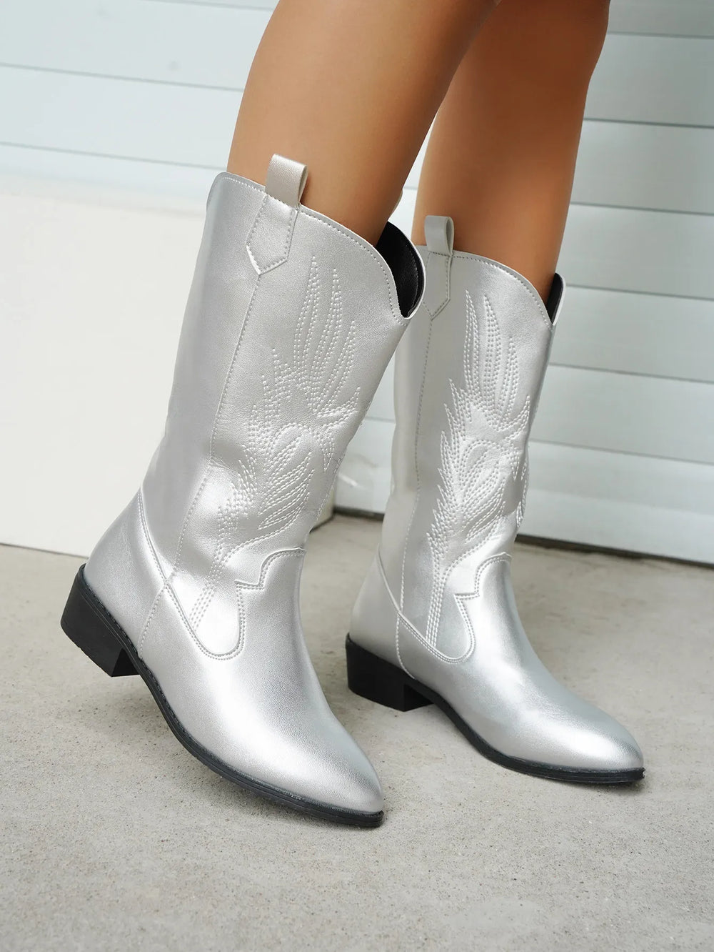 Cowgirl-Stiefel - Frauen Metallic Western Cowboy-Stiefel mit niedrigem Absatz EB