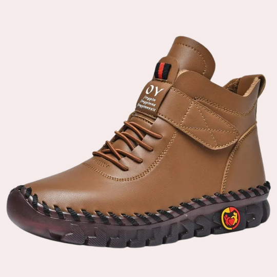Moderne Winterstiefel für Damen EB