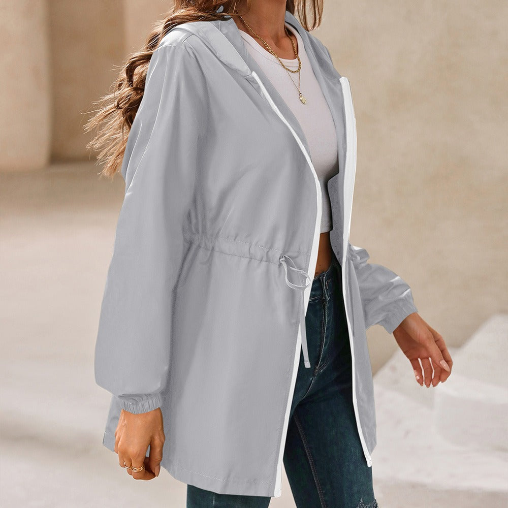 EB | Regenjacke mit Kapuze und Schnürung