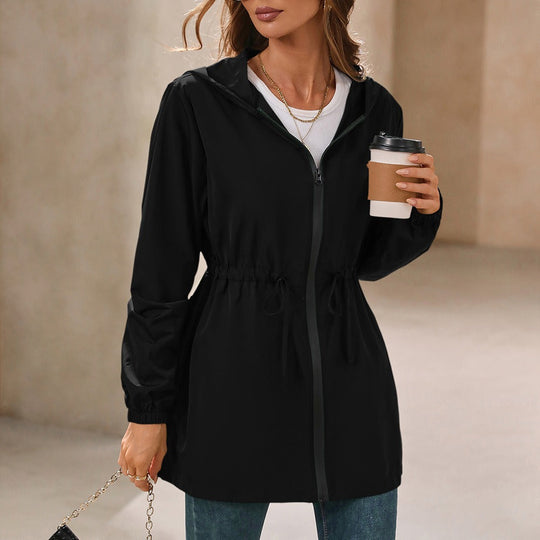 EB | Regenjacke mit Kapuze und Schnürung