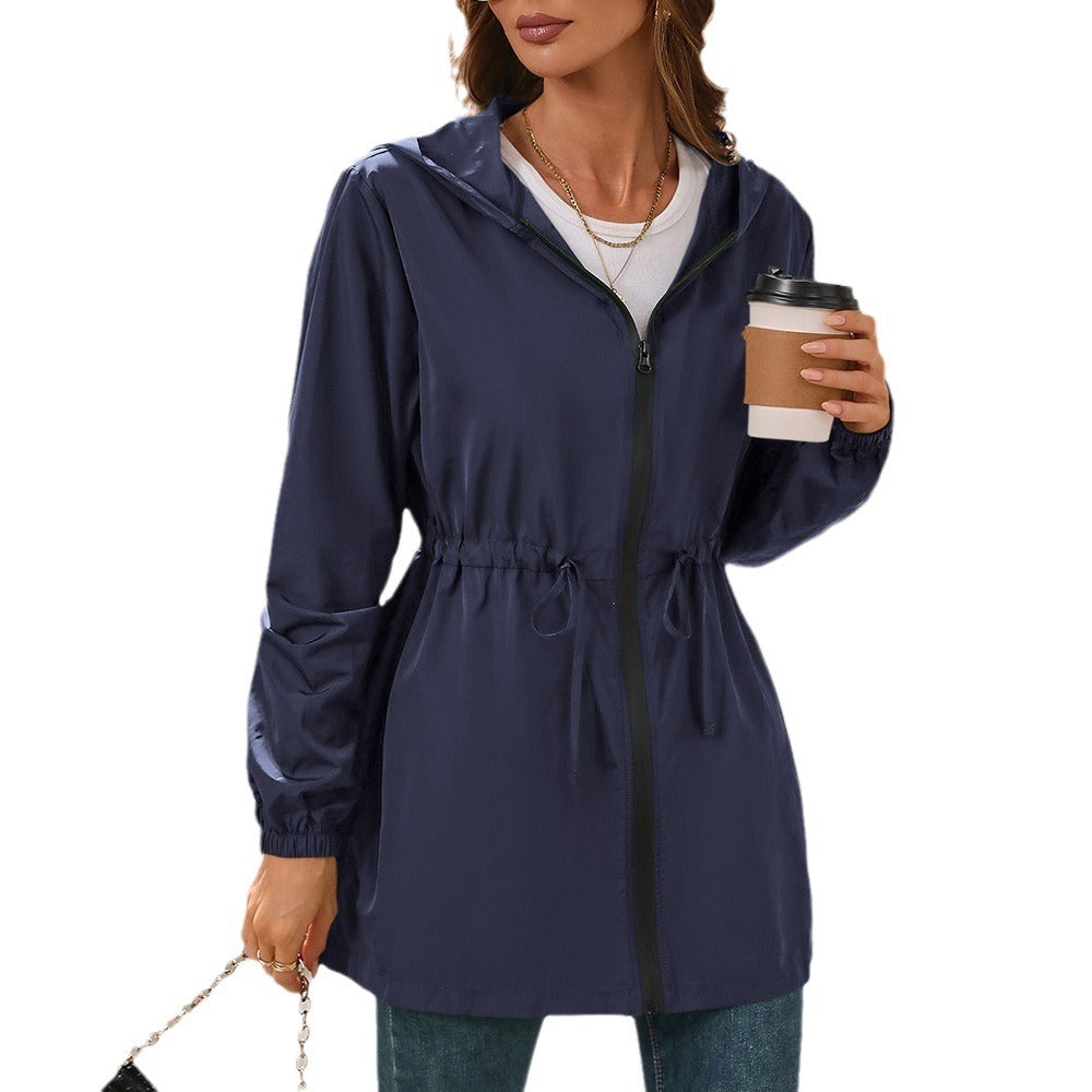 EB | Regenjacke mit Kapuze und Schnürung