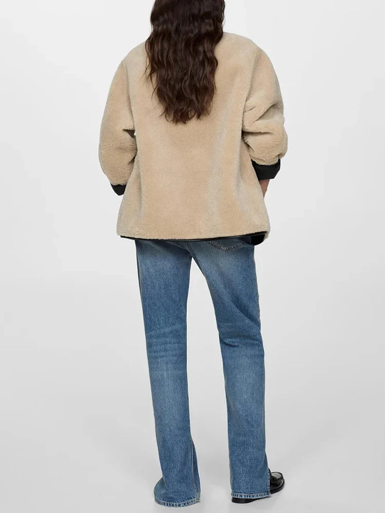 EB | Elegante Kurzjacke mit Retro Touch
