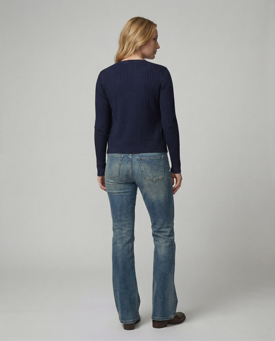 Damen Strickjacke mit Knöpfen und modisches Camisole Set