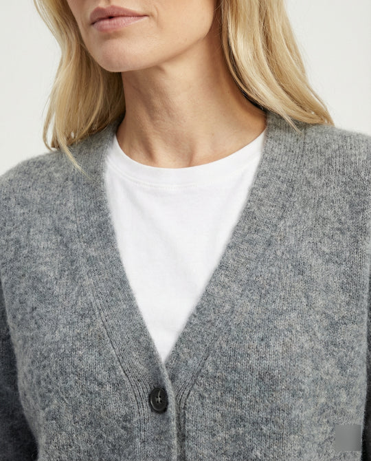 Flauschiger Kurzcardigan aus Alpaka-Mix mit verdeckter Knopfleiste und breiten Rippbündchen EB