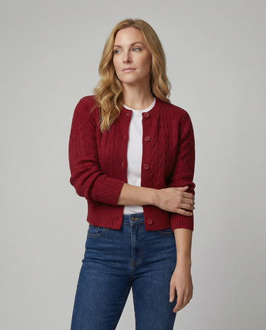 Kurzgeschnittene Zopfmuster-Strickjacke mit Rundhalsausschnitt und Rippenbund EB