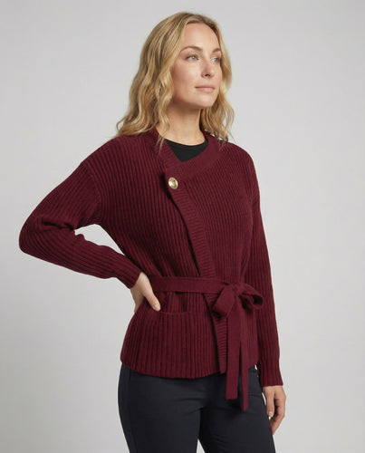 Taillierter Strukturstrick-Cardigan mit Bindegürtel asymmetrischer Knopfleiste und aufgesetzten Taschen EB
