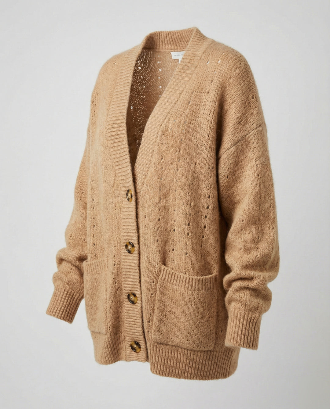 Weicher Mohair-Mix-Cardigan mit dekorativer Lochpasse, überlangen Ärmeln und aufgesetzten Taschen EB