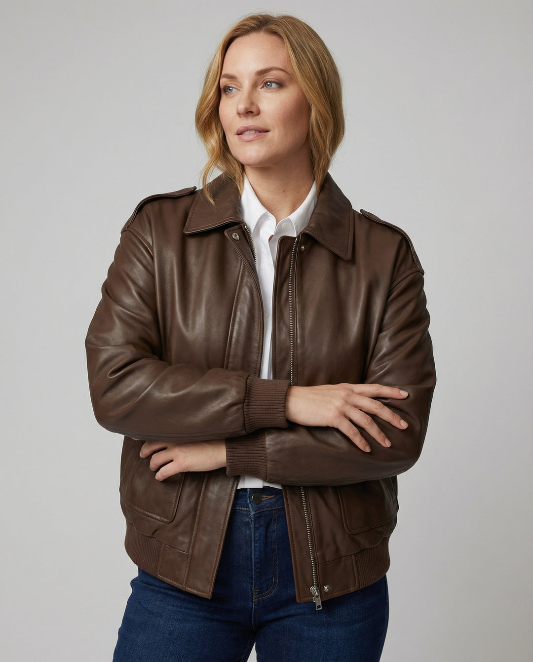 Weite Übergangsjacke im Hemdblouson-Stil aus softem Kunstleder mit verdeckter Reißverschlussleiste EB