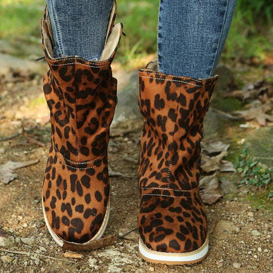 EB | Knöchellange Stiefel - Wildledermaterial - Schnürdetail - Flache Gummisohle