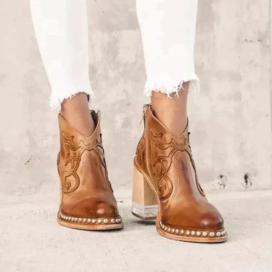 Bestickte Stiefel mit Blockabsatz und seitlichem Reißverschluss EB