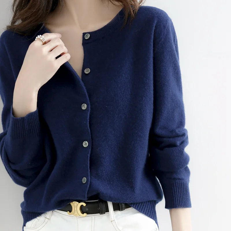 EB | Klassischer Button-Up Cardigan