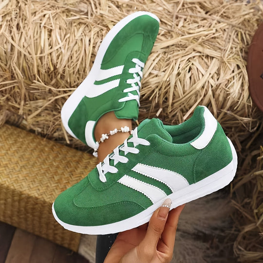 Damen Sneakers mit niedrigem Schaft und modernem Design EB