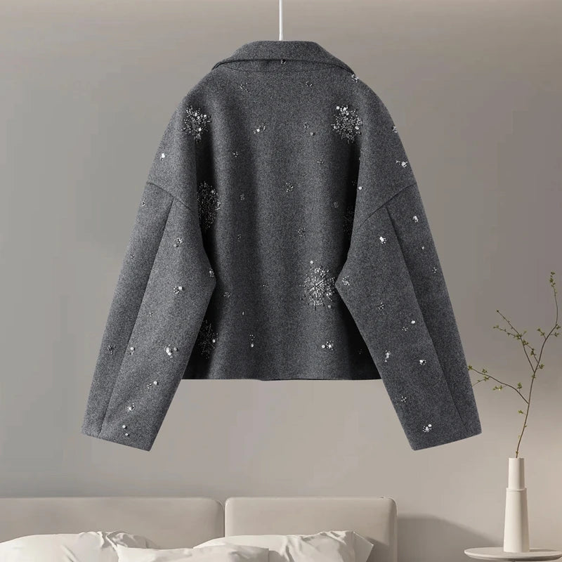 EB | Damen Bestickter Peacoat Mantel mit Perlen und Hohem Kragen