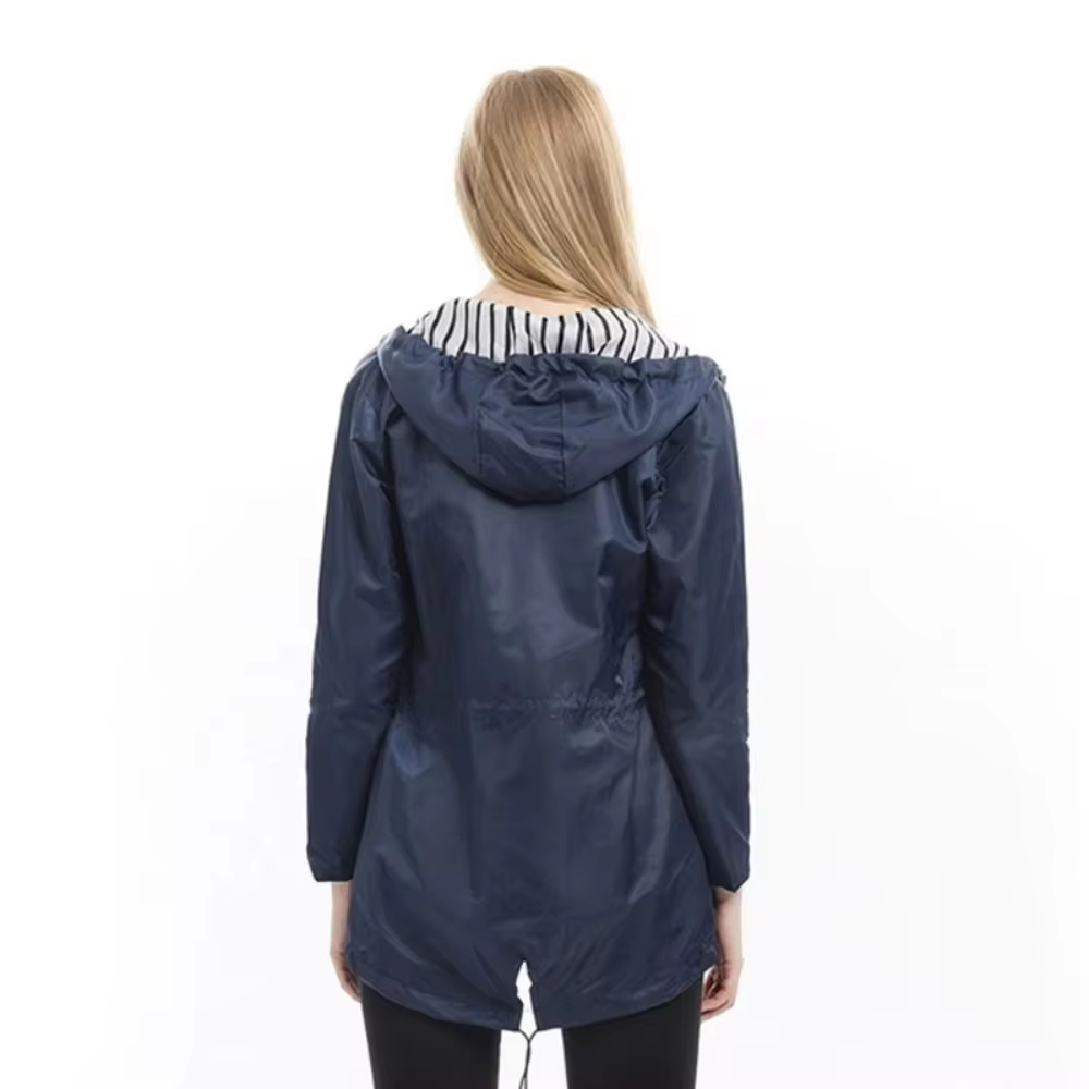 EB | Leichte Wasserdichte Regenjacke