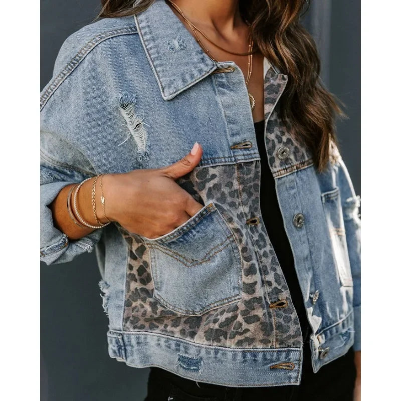 EB | Stilvolle Leopard Denimjacke