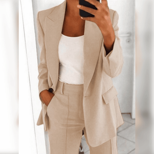 EB | Elegante & Bequeme Anzug