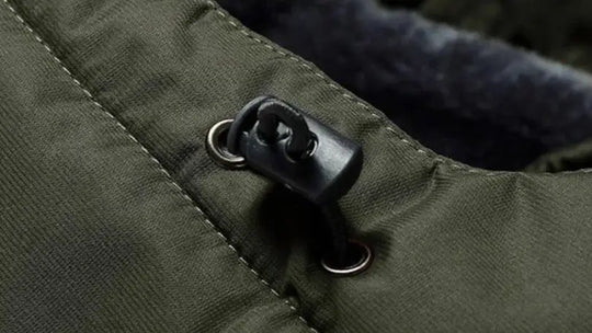 EB | Windjacke: Winterliche Eleganz Neu Definiert