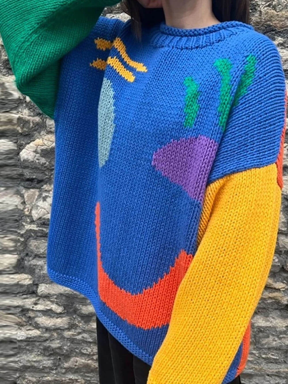 EB | Strickpullover Im Künstlerstil - Gemütlicher Freizeit-Jumper mit Abstraktem Gesichtsmuster