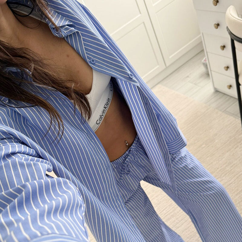 Damen gemütliches und stilvolles Pyjama-Set mit gestreiftem Design EB