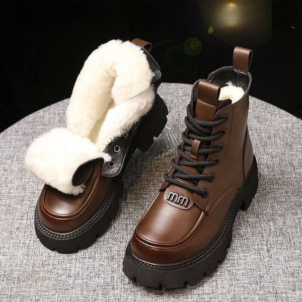 Komfortable, pelzgefütterte und rutschfeste Stiefeletten mit seitlichem Reißverschluss EB