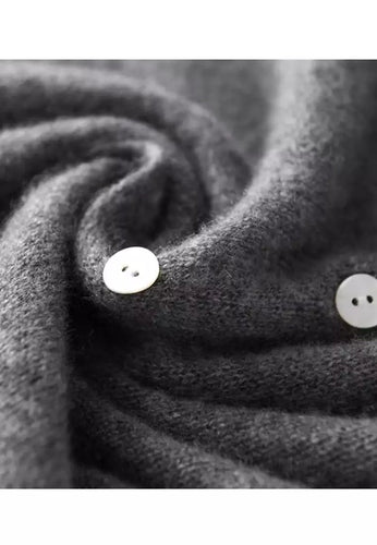 EB | Weiche Strickjacke mit Elegantem Knopfverschluss