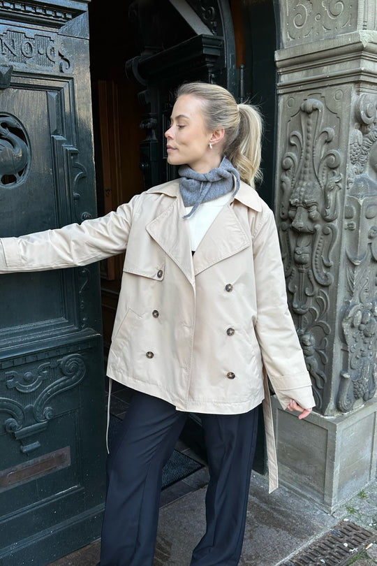 EB | Kurzer Trenchcoat
